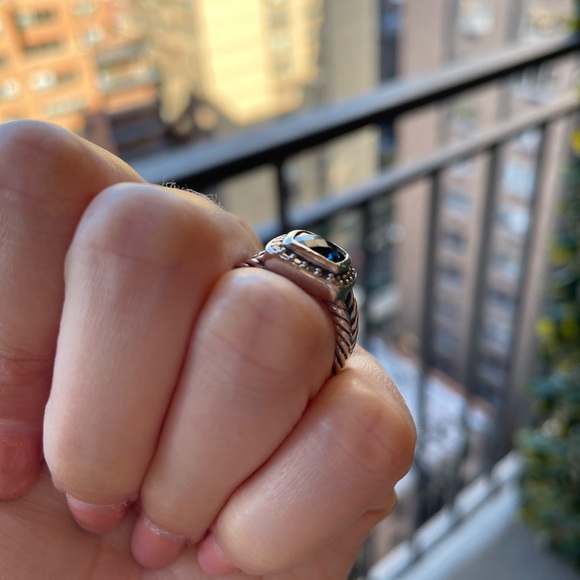 David Yurman Albion Petite Ring - Picture 8 of 11